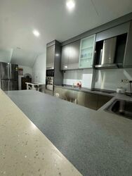 Hillside Drive (D19), Terrace #475961861